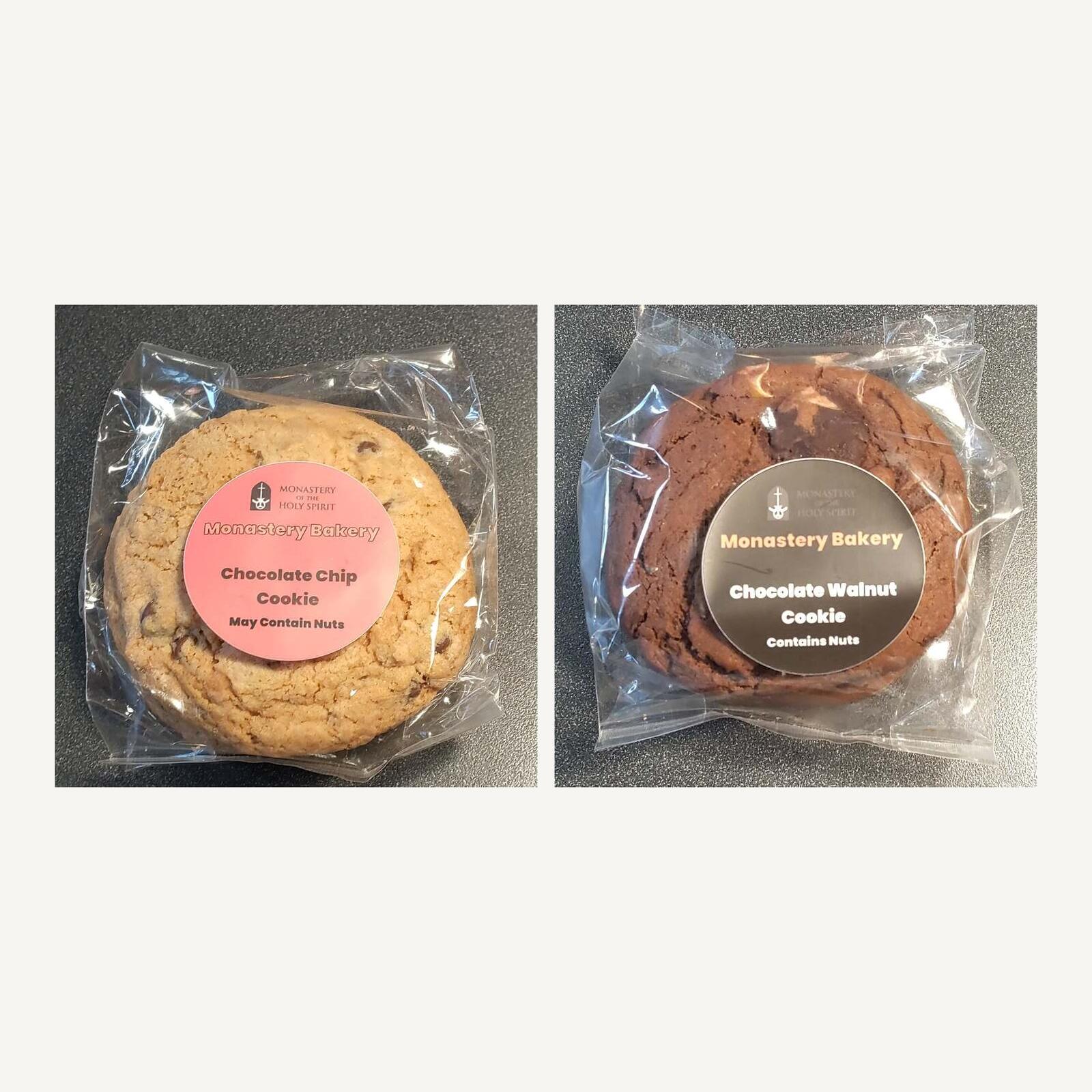 Chocolate Lovers box - 2 Chocolate Walnut, 2 Chocolate Chip